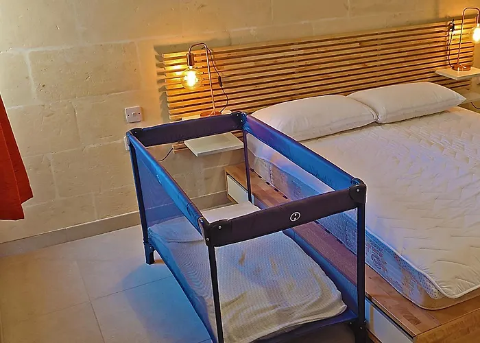 Unique New - - Gozo Daire *