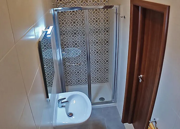 Unique New - - Gozo Daire